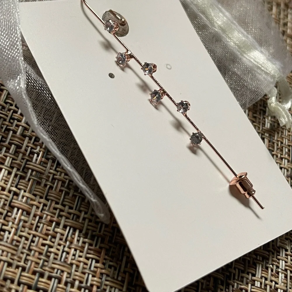 single earring - Picture 3 of 3